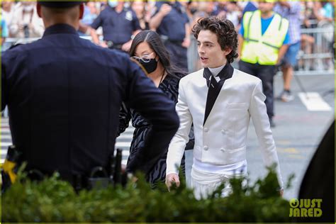 Met Gala 2021 Co-Chair Timothee Chalamet Makes His Big Entrance!: Photo ...