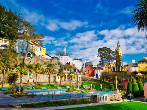 12 Best Things To Do In Portmeirion Right Now