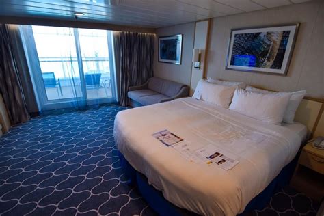 Photo tour of new Junior Suite on Royal Caribbean's Freedom of the Seas ...