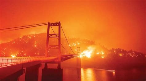 ‘It looks like doomsday’: Smoke from wildfires turn California skies ...