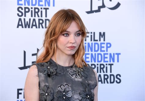 Sydney Sweeney's Strawberry-Blond Hair and Curtain Bangs | POPSUGAR Beauty