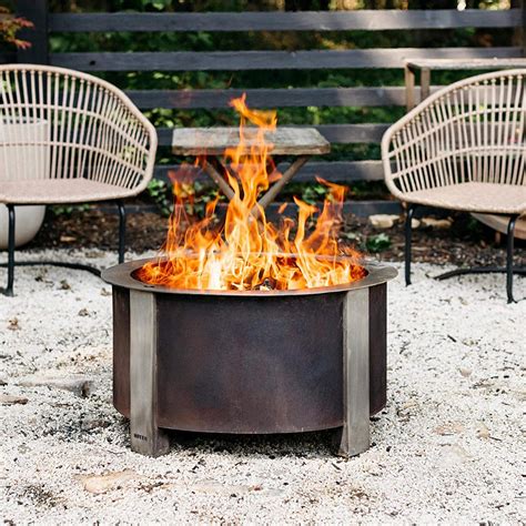 RS Recommends: The Best Wood-Burning Fire Pits for Your Backyard or Patio – Rolling Stone