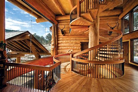 A Majestic Log Home Built With Big Logs