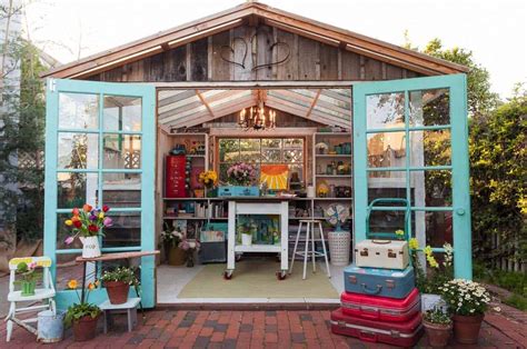 30+ Wonderfully Inspiring She Shed Ideas To Adorn Your Backyard | Backyard art studio, Shed ...