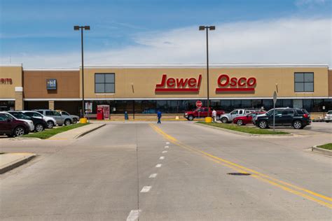 Jewel Osco near Six Flags Great America in Gurnee