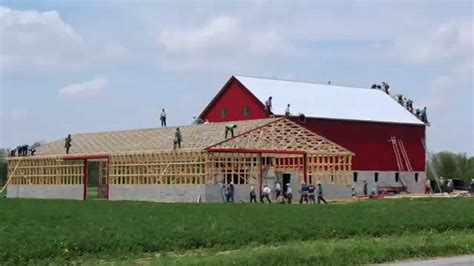 Ohio Amish Barn Raising - May 13th, 2014 in 3 Minutes and 30 seconds | Amish barns, Amish farm ...