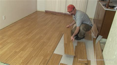 How To Take Out A Piece Of Laminate Flooring | Viewfloor.co