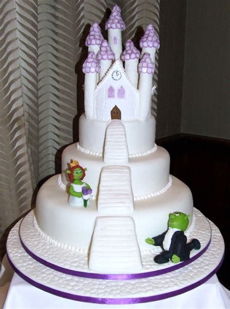 Shrek & Fiona Wedding Cake - CakeCentral.com