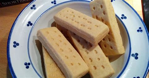 Simple shortbread recipe with variations