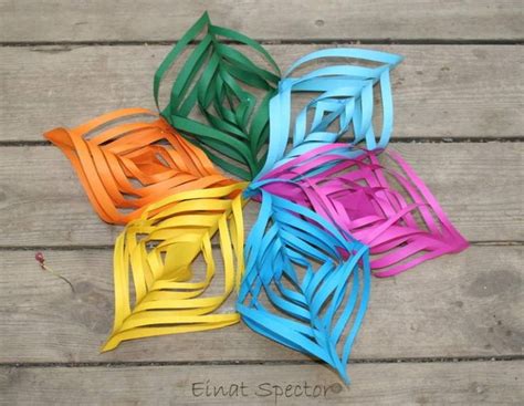 11 best images about sukkah decorations on Pinterest | Paper heart ...