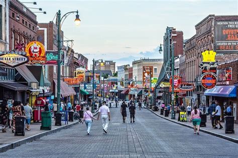 Memphis Private Beale Street History Walking Tour 2024