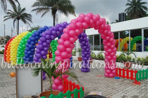 kid's birthday party - Carnival themed party decoration