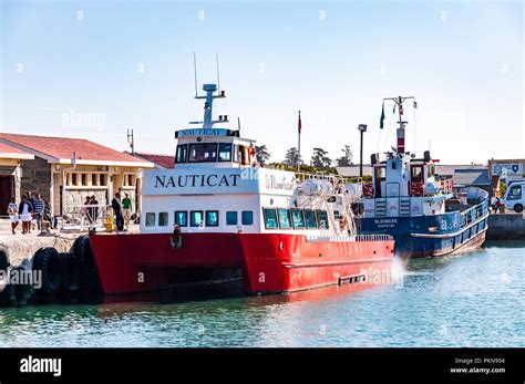 Robben island ferry hi-res stock photography and images - Alamy