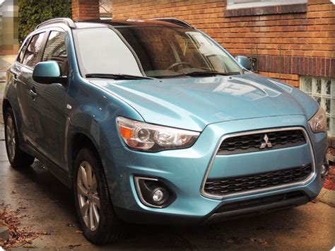 Mitsubishi Outlander Sport Review