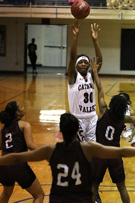 WOMEN'S COLLEGE BASKETBALL: Catawba Valley women in tourney semifinals ...