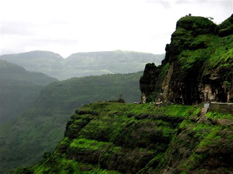 15 Beautiful Places In Maharashtra You Must Visit At Least Once