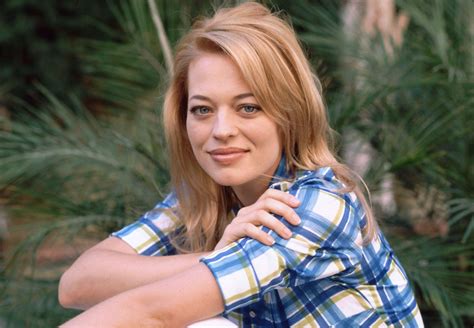 Jeri Ryan - Star Trek Cast Photo (16793264) - Fanpop