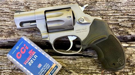 Review: Taurus 942 .22 LR Revolver - RevolverGuy.Com