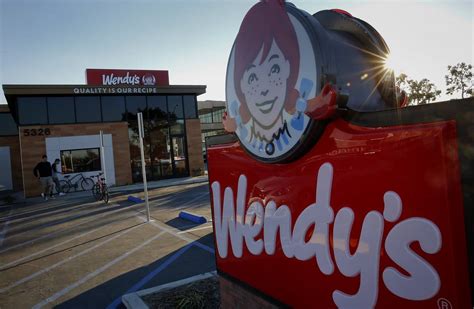 Wendy’s Names New CFO Ahead of CEO Succession - WSJ