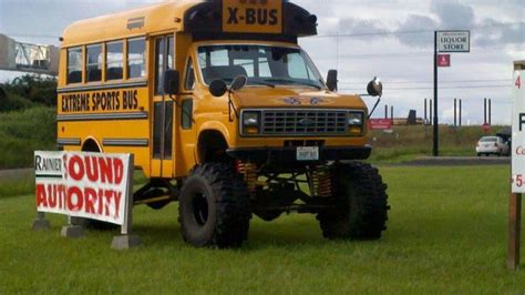 Lifted school bus? - Pirate4x4.Com : 4x4 and Off-Road Forum