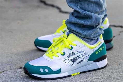 Asics Gel Lyte III OG Citron & Flash Coral On Feet Sneaker Review