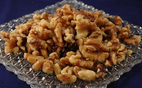 Walnuts – Ohio Peanut Shoppe