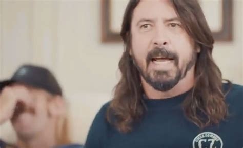 Here's Dave Grohl's Hilarious Christopher Walken Impression | Exclaim!