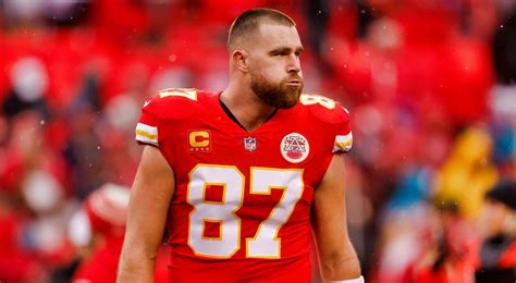 Chiefs' WR Reveals What Happened On Travis Kelce's Knee Injury