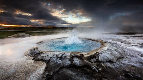 Water geyser, geysers, Iceland, mist, clouds HD wallpaper | Wallpaper Flare