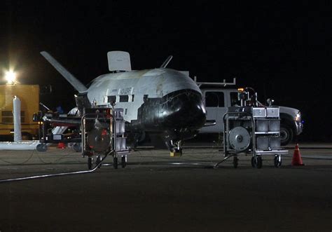 Gallery: X-37B Space Plane Returns to Earth - Universe Today