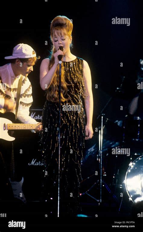 The B-52's (Singer Cindy Wilson) on 21.05.1990 in München / Munich. | usage worldwide Stock ...