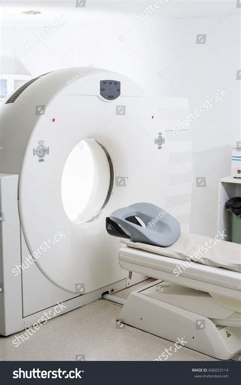 Ct Scan Machine Radiology Room Stock Photo 606053114 | Shutterstock