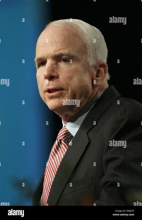 John mccain hi-res stock photography and images - Alamy