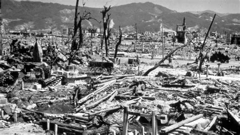 Looking at atomic bombing of Hiroshima