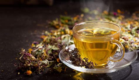 Green Tea vs. Herbal Tea: What's the Difference? - HooShout