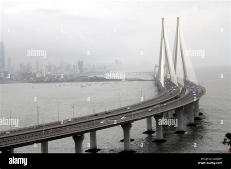 The Bandra–Worli Sea Link, officially called Rajiv Gandhi Sea Stock Photo: 61866075 - Alamy