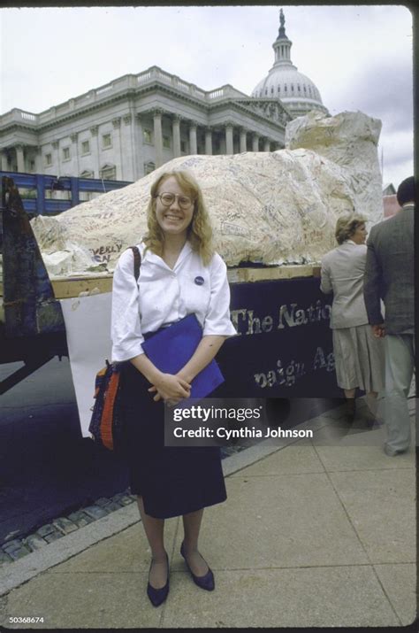 Amy Carter, daughter of President Carter, alone in front of Capitol... News Photo - Getty Images