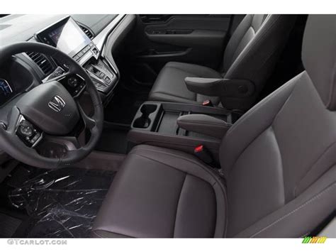 Mocha Interior 2023 Honda Odyssey Touring Photo #145710002 | GTCarLot.com