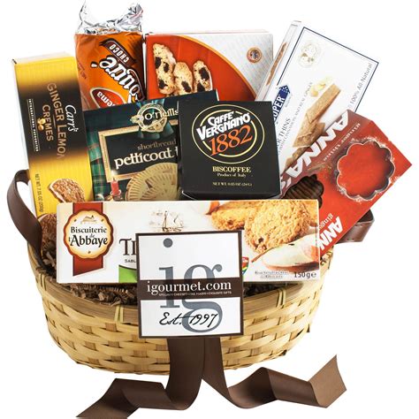 The Gourmet Market European Cookie Gift Basket | Cookie gift baskets, Dessert gifts, Cookie gifts