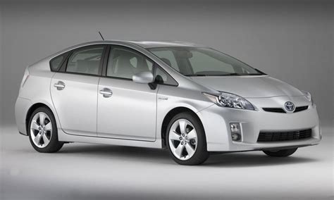 Toyota Prius : 10 ans de carrière européenne et 200.000 exemplaires - Automoto | TF1