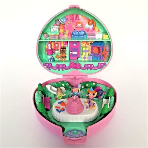 Vintage Polly Pocket sets sell on eBay for big bucks - TODAY.com