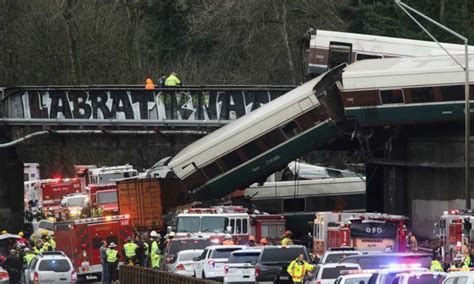 Washington Amtrak train derailment damage tops $40 million | Business ...