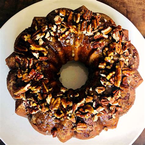 Pecan Butter Rum Bundt Cake – The Drunken Hummingbird Bakery