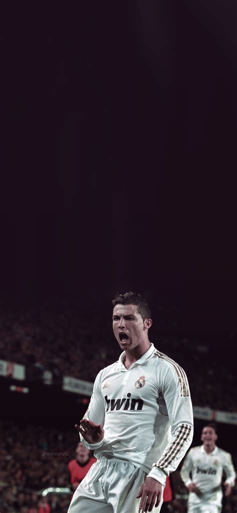 Cristiano Ronaldo | Cristiano ronaldo, Ronaldo real madrid, Futebol divertido