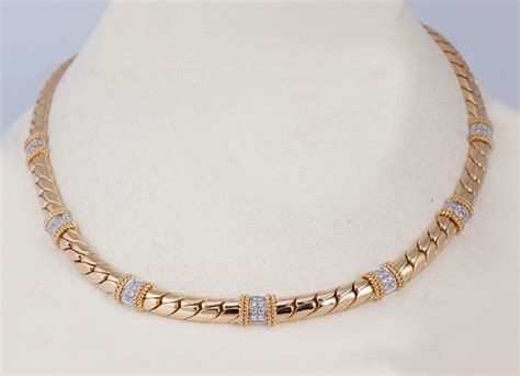 Yellow Gold Diamond Necklace | Haydon & Company