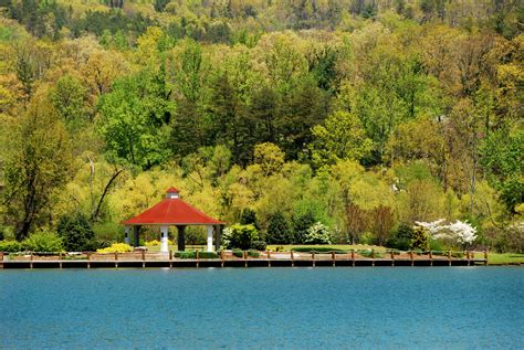 Kayak Tours - Hike Bike Kayak Asheville