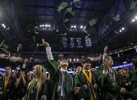 GALLERY: Jackson and Everett High Students Graduate | HeraldNet.com