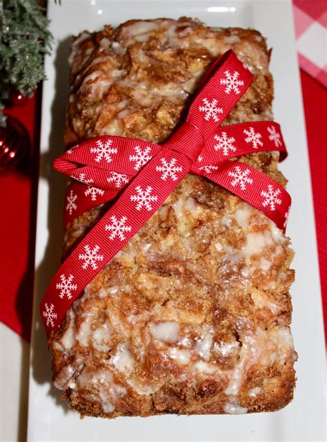 Living on Cloud Nine: AMISH APPLE FRITTER BREAD