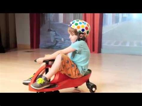 Dad Vs Son Review The Plasma Car Lil Riders Wiggle Car - YouTube