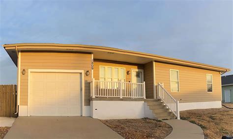 Habitat for Humanity in Ellis County renovates 2 houses